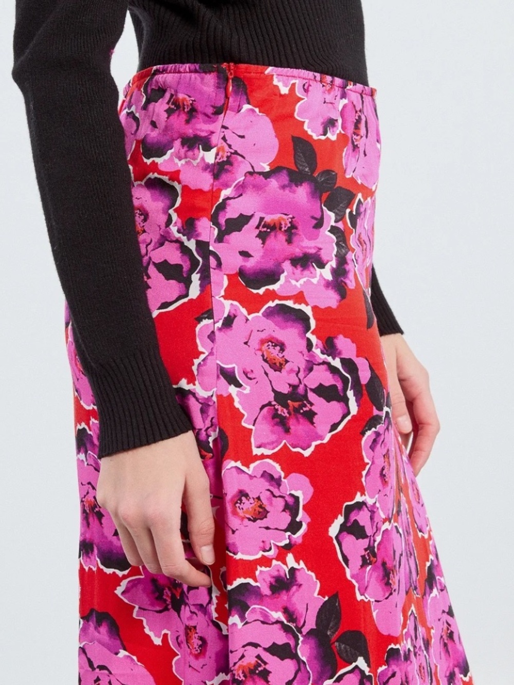 BRAND NEW: Lili Sidonio Floral Skirt - Size S - Picture 5 of 12